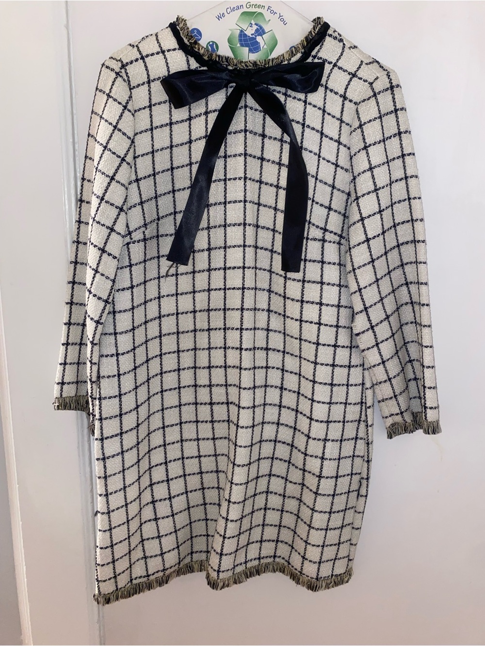 Plaid Tweed Bow-Knot Shift Dress in White and Black
